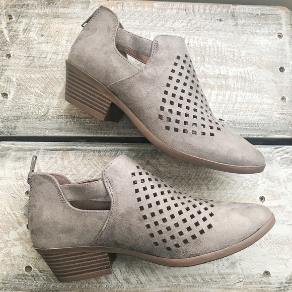 Cut-Out Booties - Picture 3 of 4